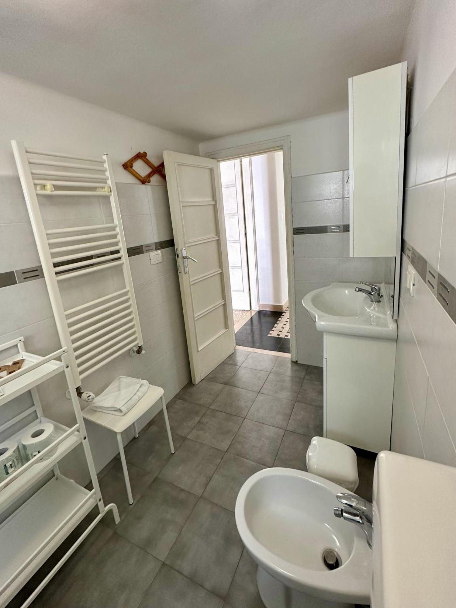 Appartamento Via Trevisani Bari Bagian luar foto